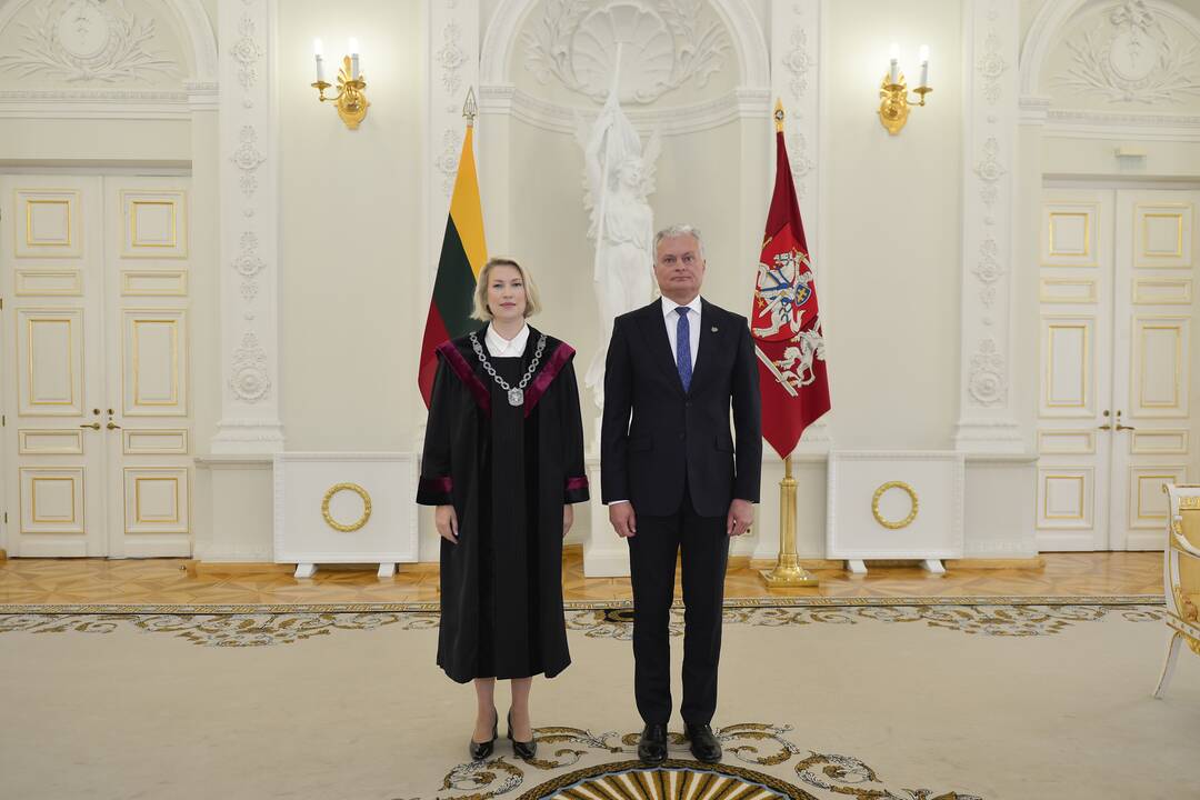 Prezidentas priėmė teisėjų priesaikas