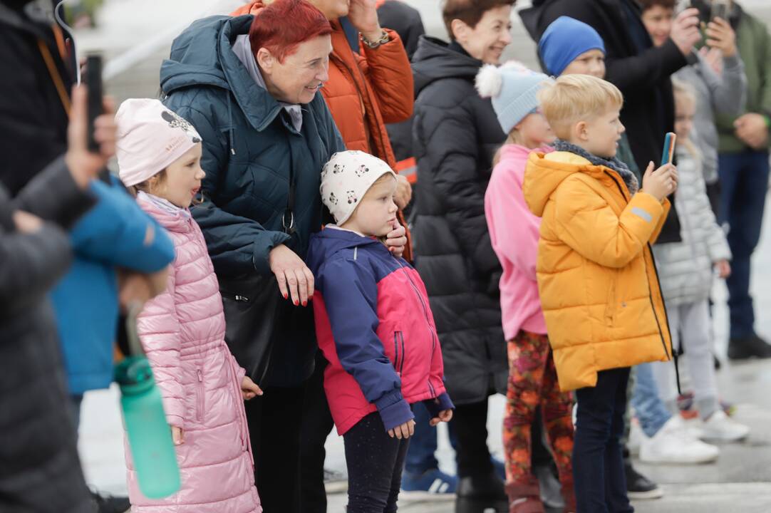 Judėjimo sveikuoliai okupavo Vienybės aikštę