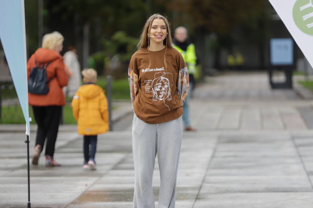 Judėjimo sveikuoliai okupavo Vienybės aikštę