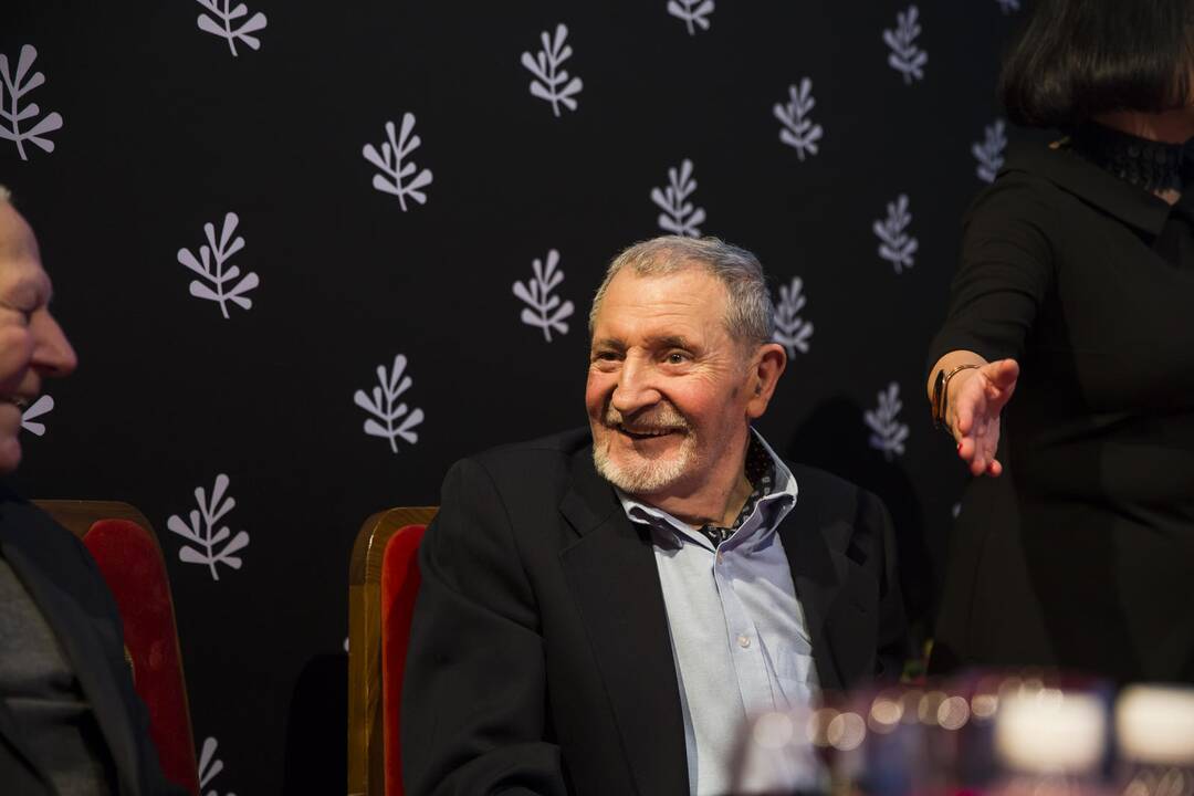 Išleista knyga apie garsųjį operos solistą V. Daunorą