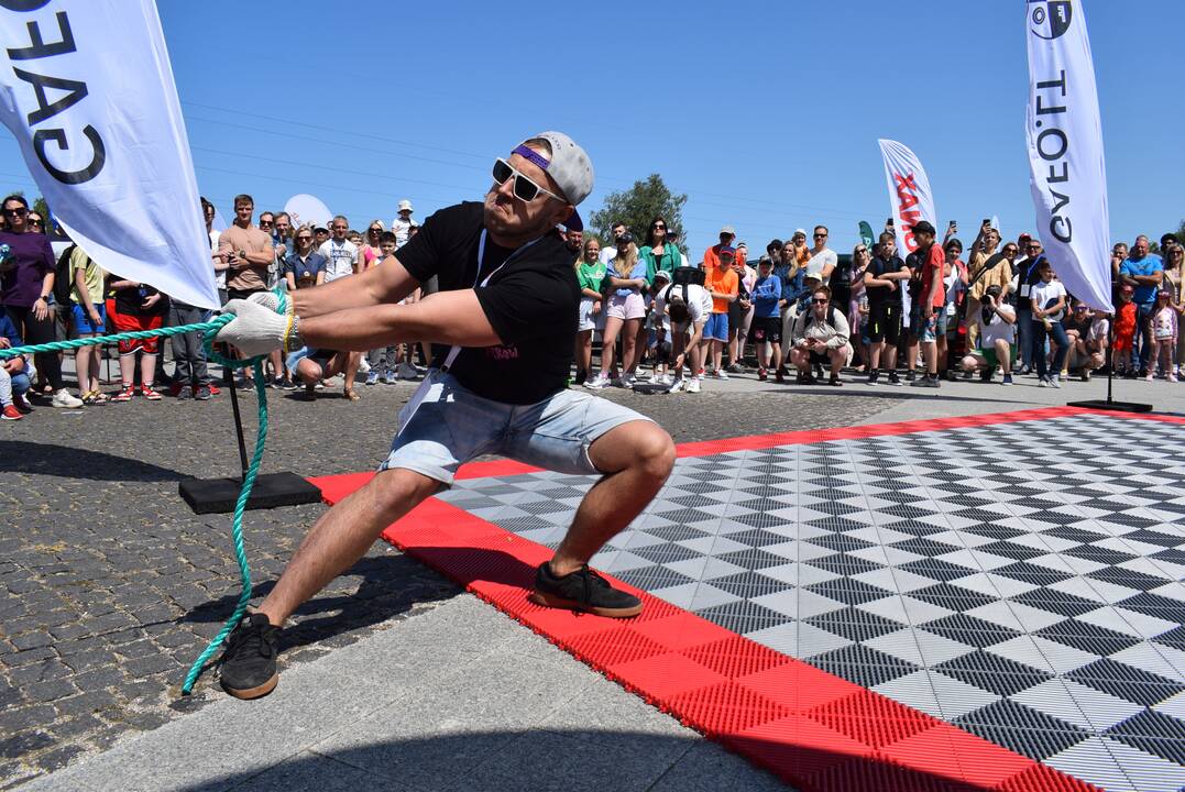 Išskirtinių automobilių paroda „Memel Motor Fest“