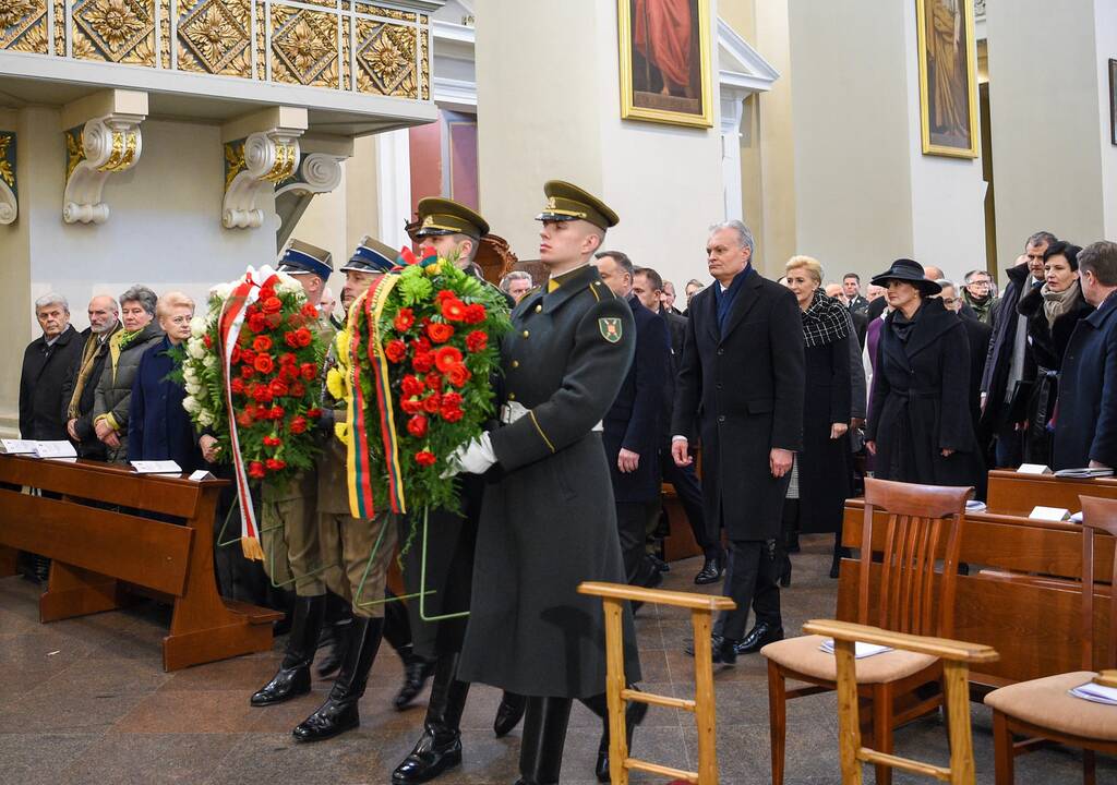Iškilmingos sukilimo vadų laidotuvės