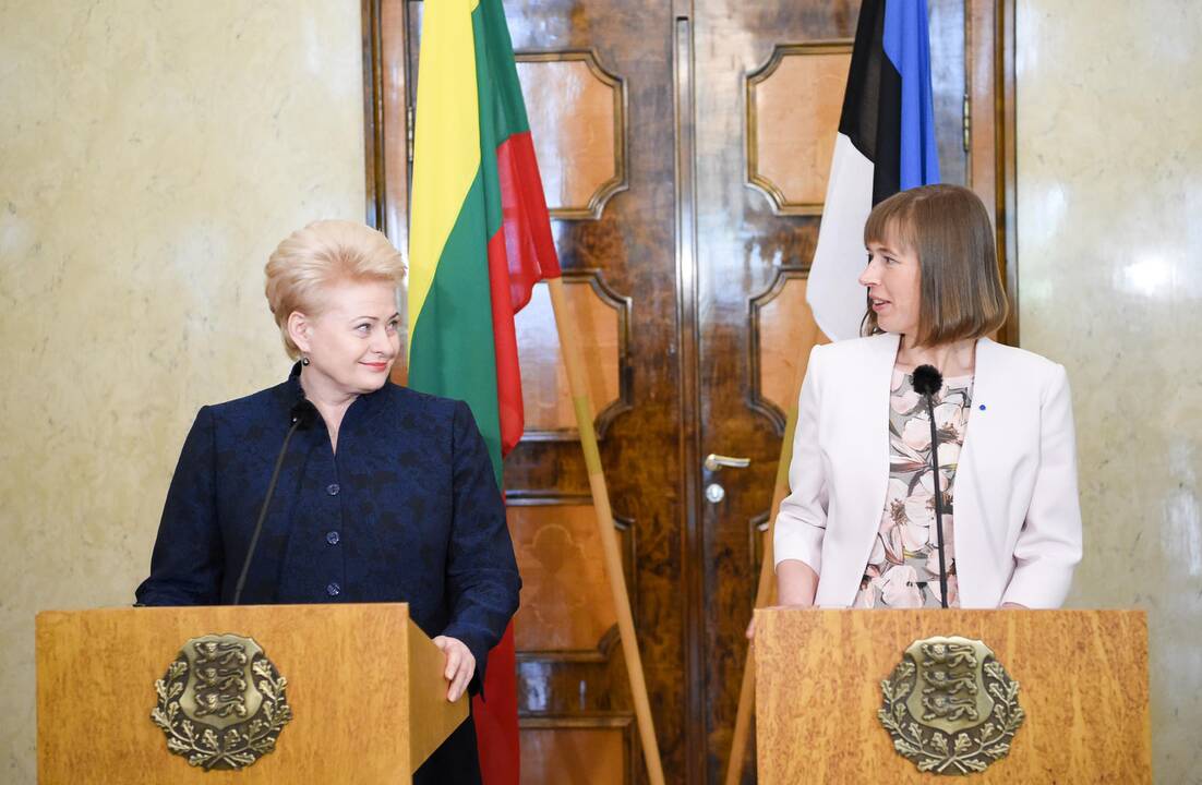 Taline susitiko dvi Baltijos šalių prezidentės