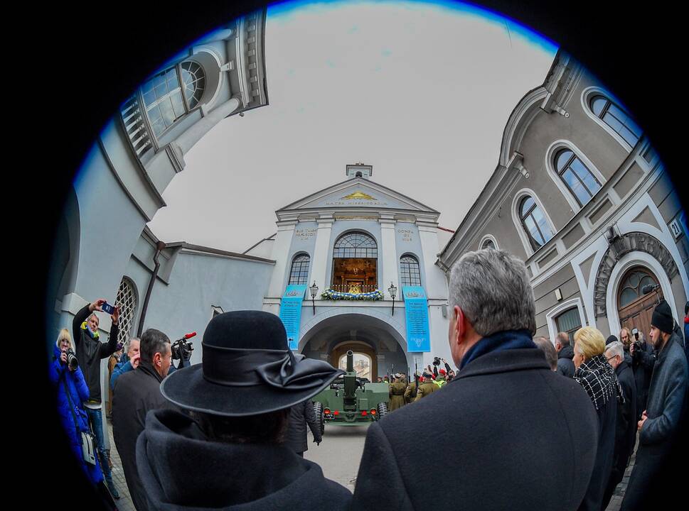 Iškilmingos sukilimo vadų laidotuvės
