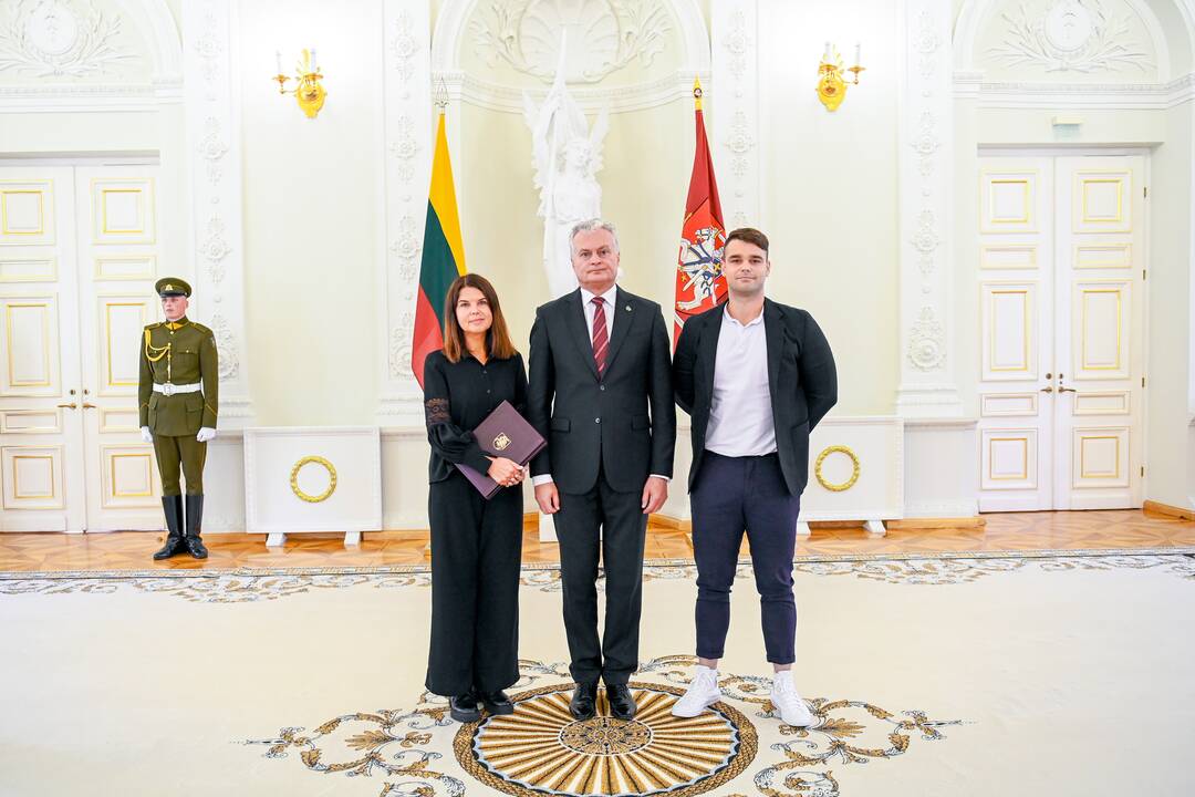 Prezidentas įteikė Žūvančiųjų gelbėjimo kryžius