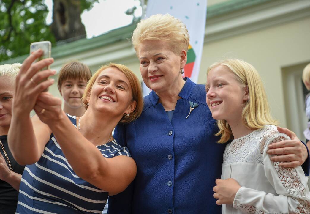Įsivaikinusių šeimų susitikimas Prezidentūroje