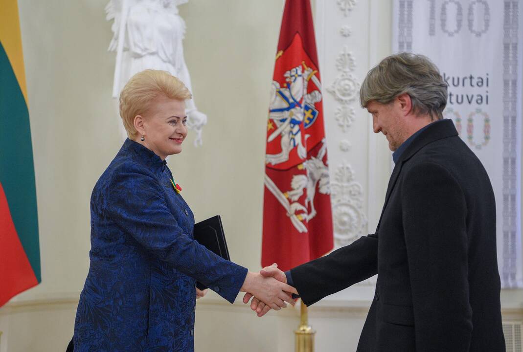 Menininkams įteiktos Nacionalinės premijos