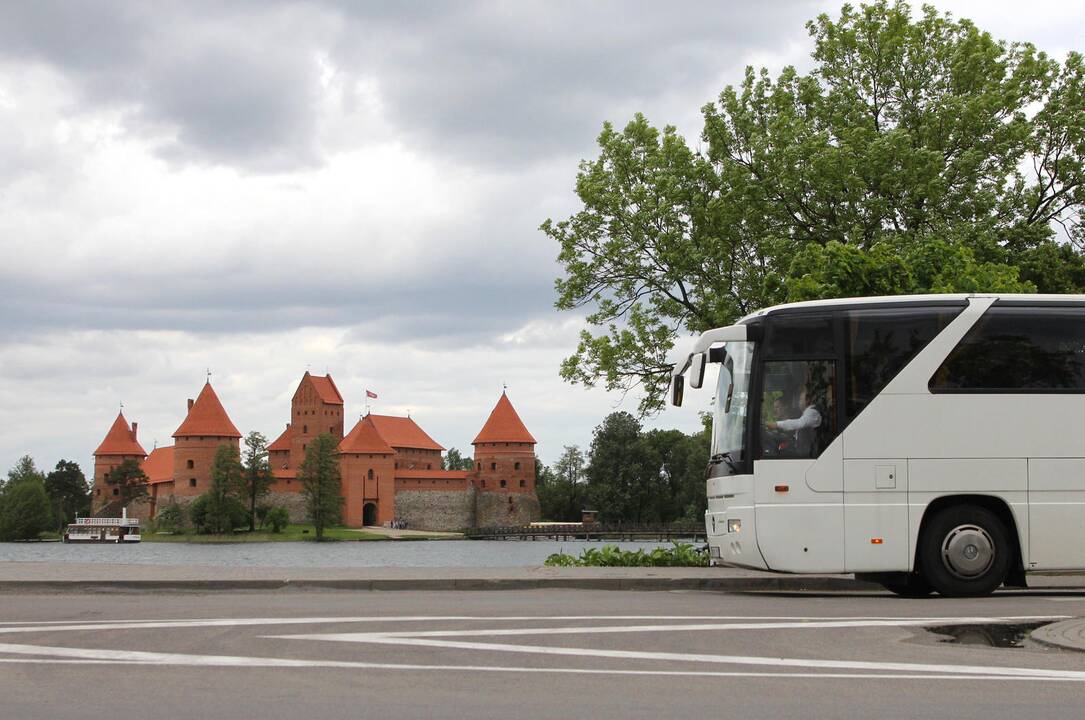 Opozicija inicijuoja nepasitikėjimą Trakų meru V. Zaliecku ir jo komanda