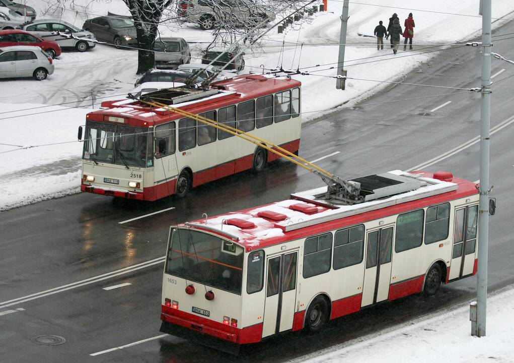 „Vilniaus viešasis transportas“ pardavė 15 troleibusų