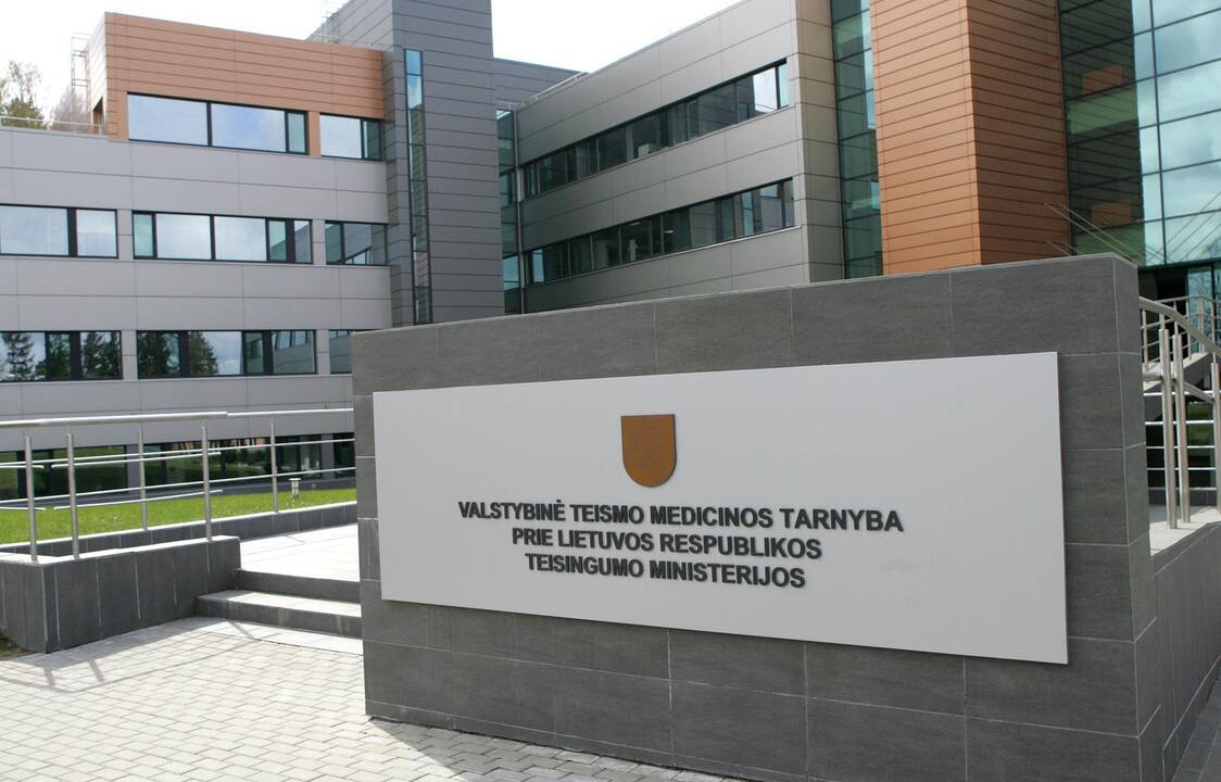 Ministerija nepritaria siūlymui mažinti teismo medicinos ekspertizių