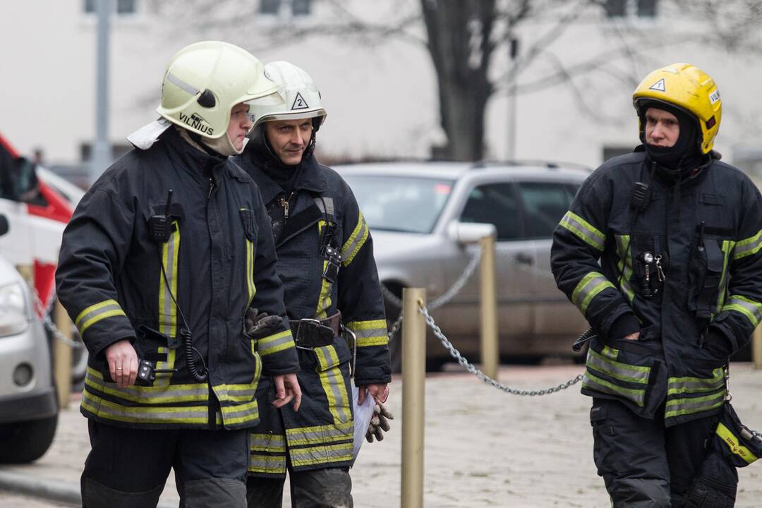 Po gyvybę nusinešusio gaisro – ugniagesių vizitai