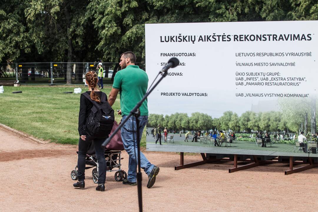 Lukiškių aikštė nustebino gausiais archeologiniais radiniais