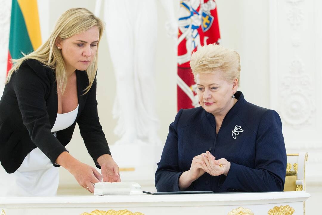 Prieš korupciją – turto deklaracijų viešumu