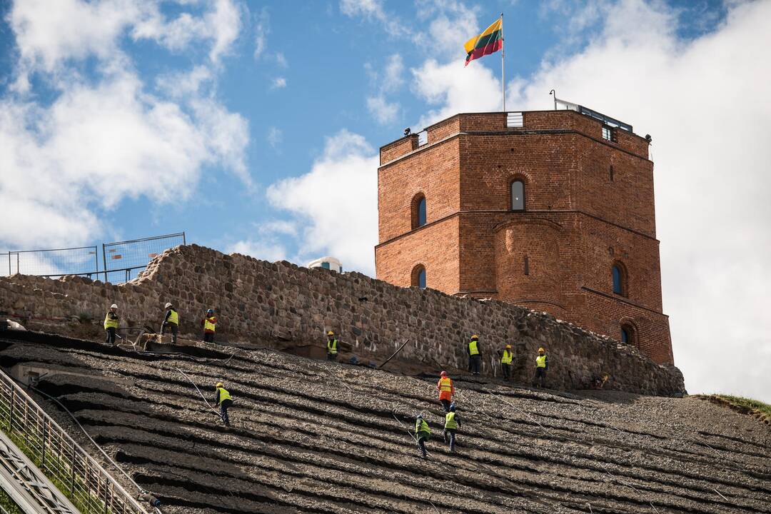 Gedimino kalnas atlaikė liūtis: katastrofiškos situacijos nėra