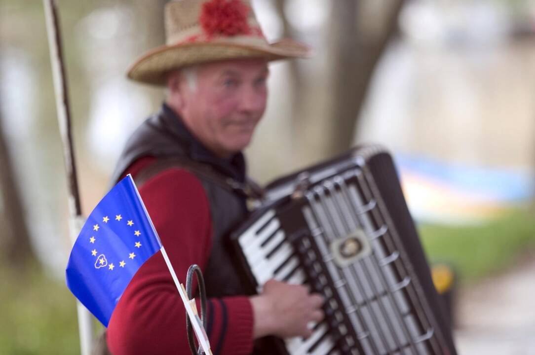 Lietuvių požiūris į ES – nusivylėme ar atsikratėme iliuzijų?