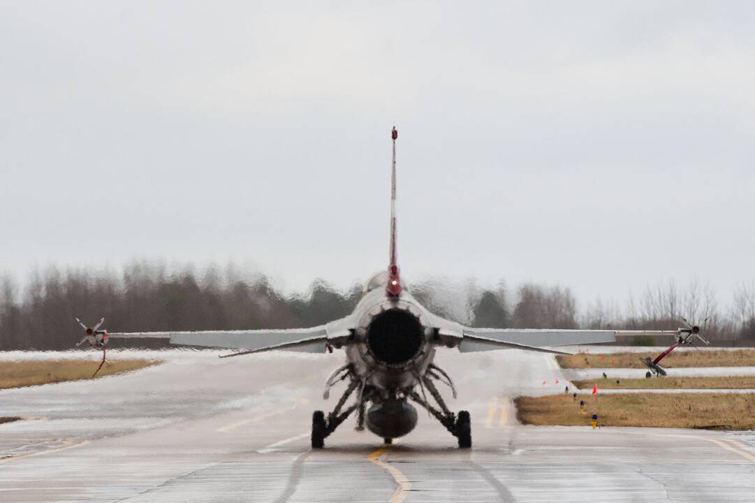 NATO naikintuvai praėjusią savaitę lydėti orlaivių nekilo