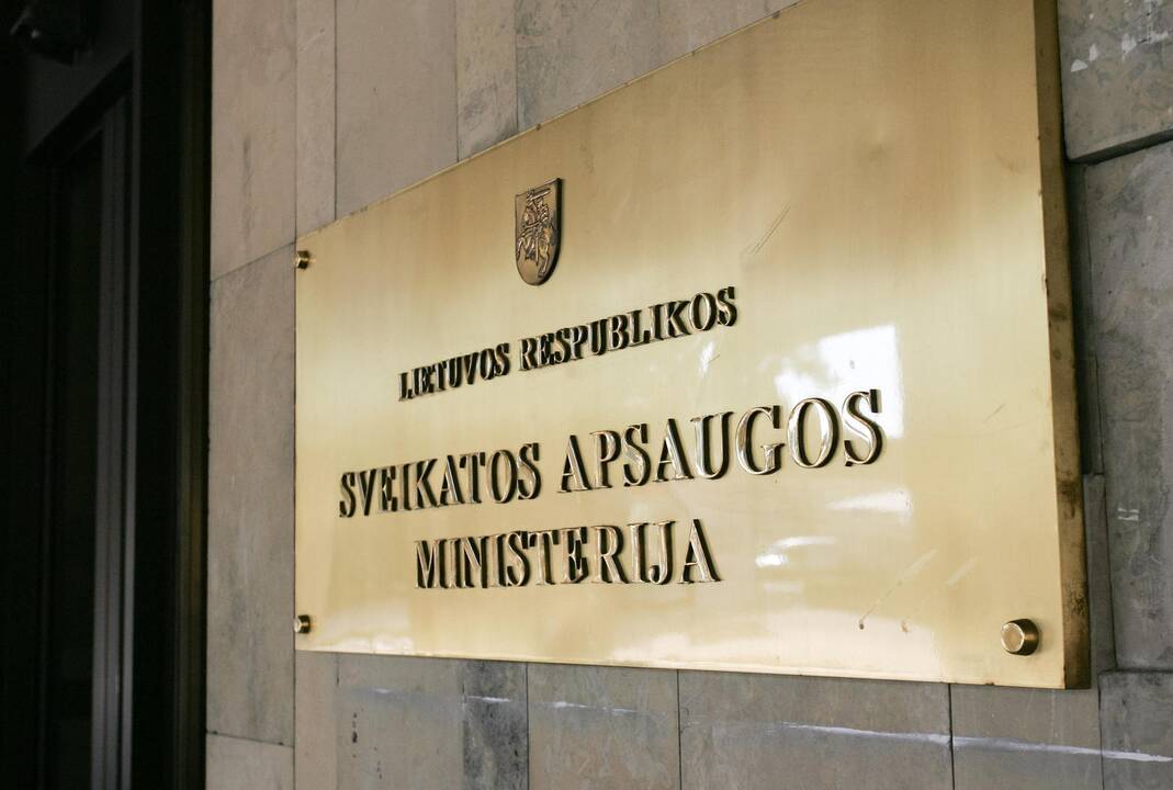 Sveikatos apsaugos viceministrė – Ž. Simonaitytė, kanclerė – J. Grebenkovienė