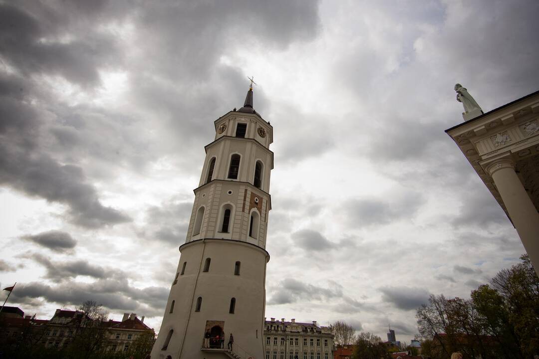 Sinoptikai: laukia niūrokas savaitgalis