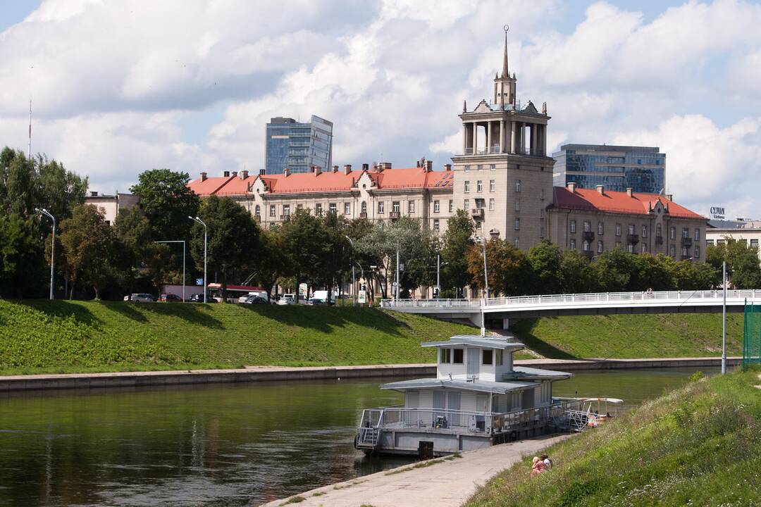 Vilniaus savivaldybei siūloma parduoti prieplauką prie Baltojo tilto