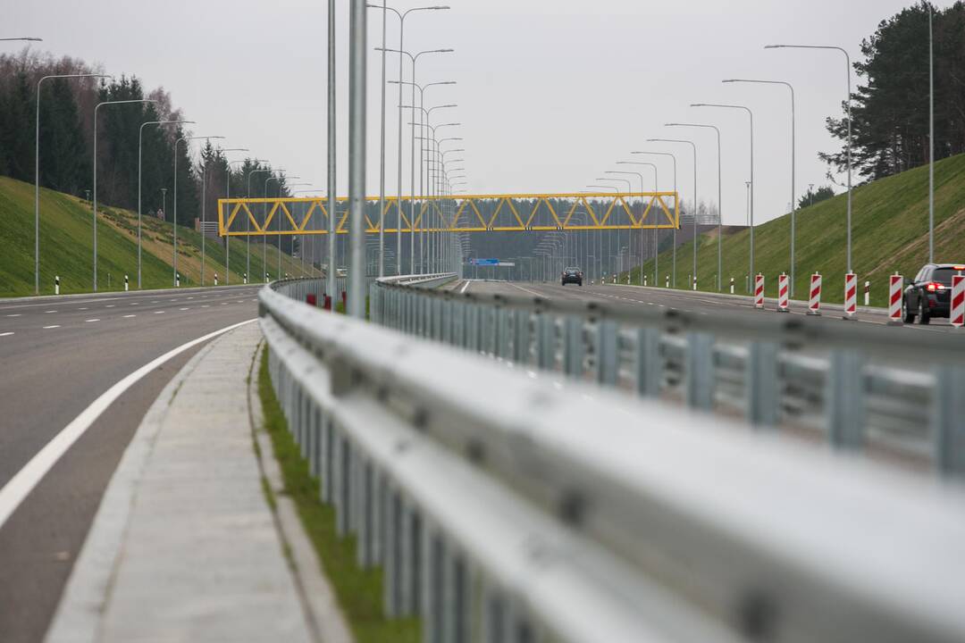 Vakariniu aplinkkeliu greičiau nevažiuosime