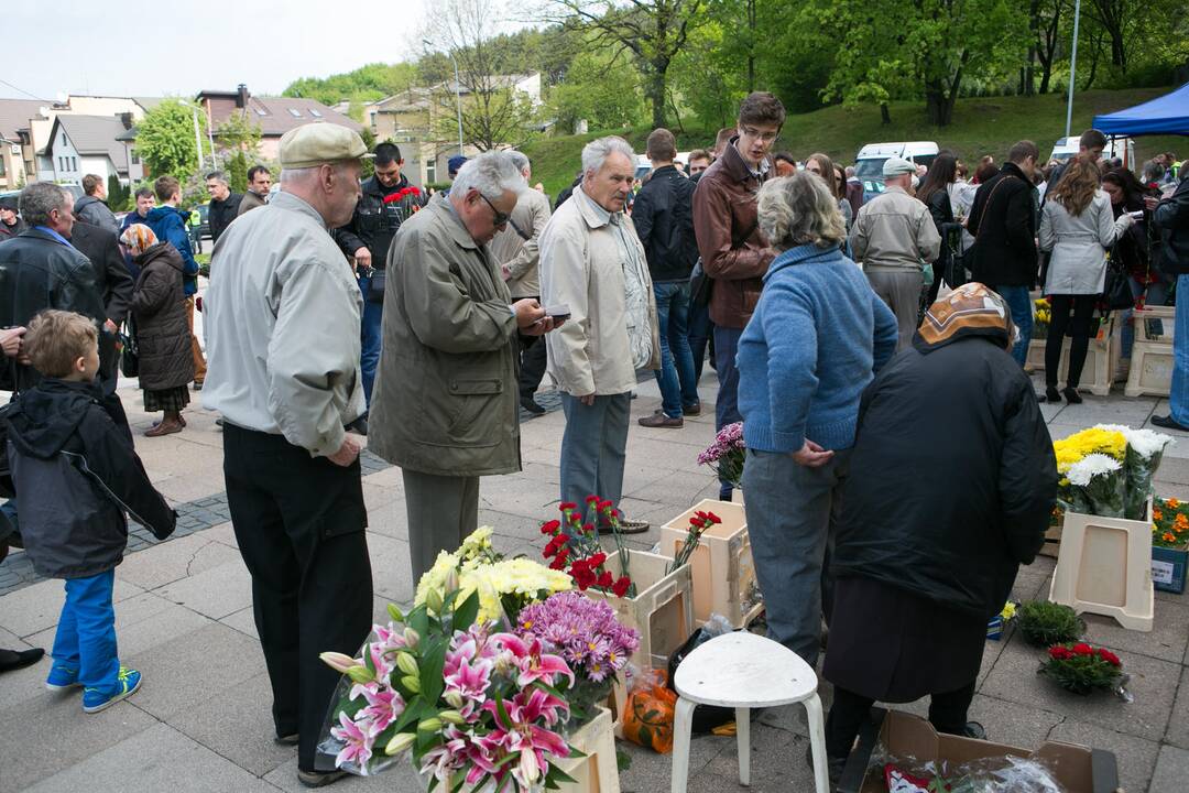 Vilniaus Antakalnio kapinėse tradiciškai paminėta Pergalės diena