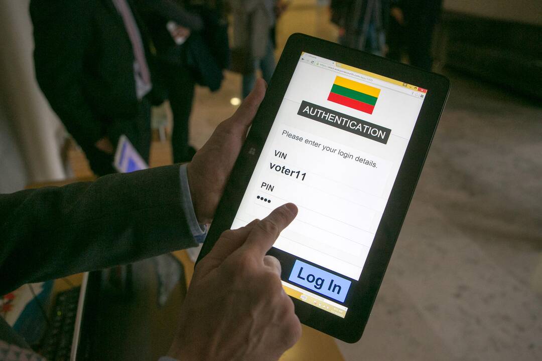 Vyriausybė užsibrėžė tikslą įteisinti balsavimą internetu