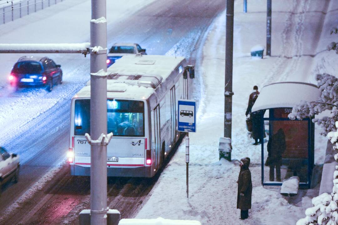 Nuo gruodžio – visą parą kursuosiantis autobusas į oro uostą