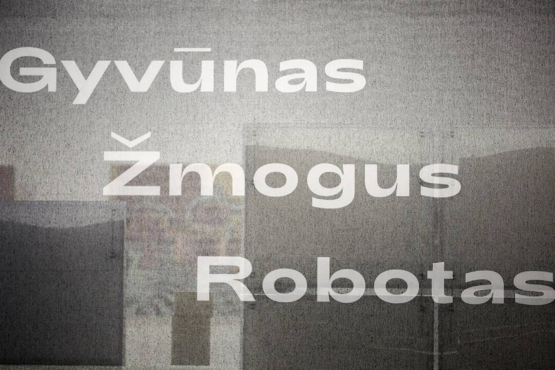 MO paroda „Gyvūnas – žmogus – robotas“