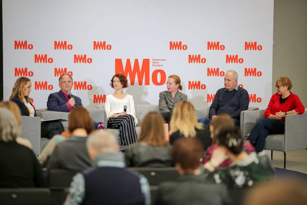 MO paroda „Gyvūnas – žmogus – robotas“