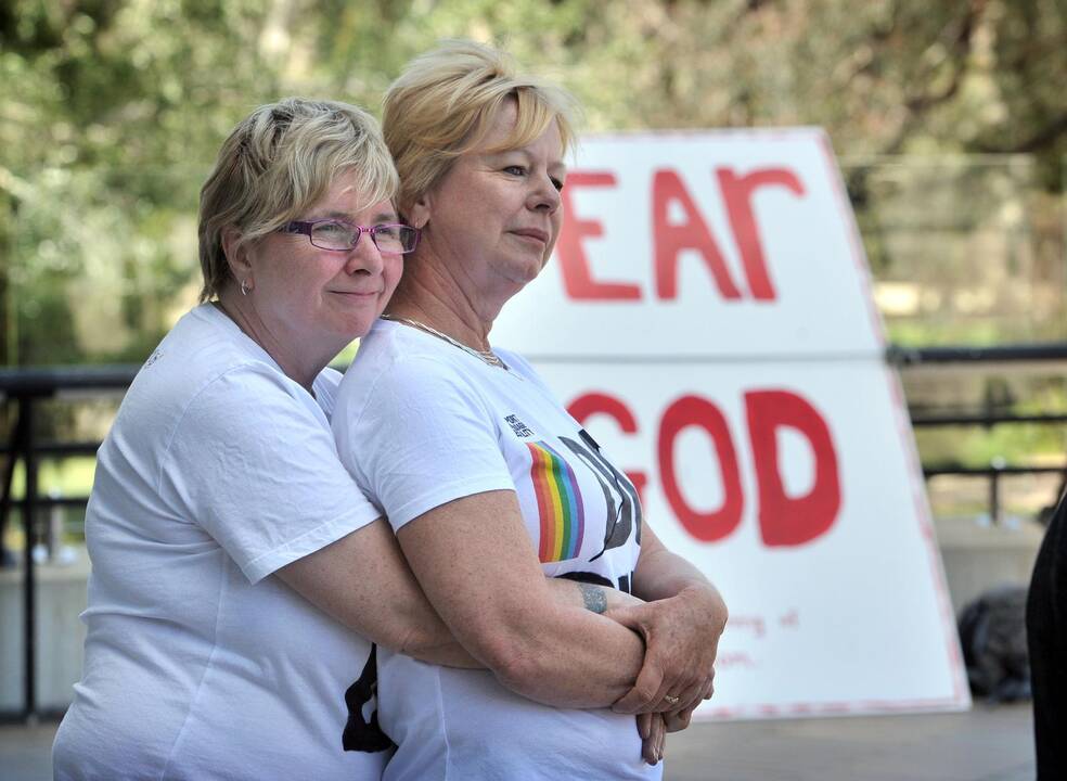 Australijos teismas atmetė įstatymą, kuriuo gėjams buvo leista tuoktis