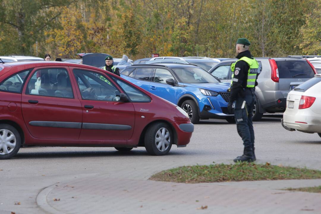 Vėlinės Joniškės kapinėse