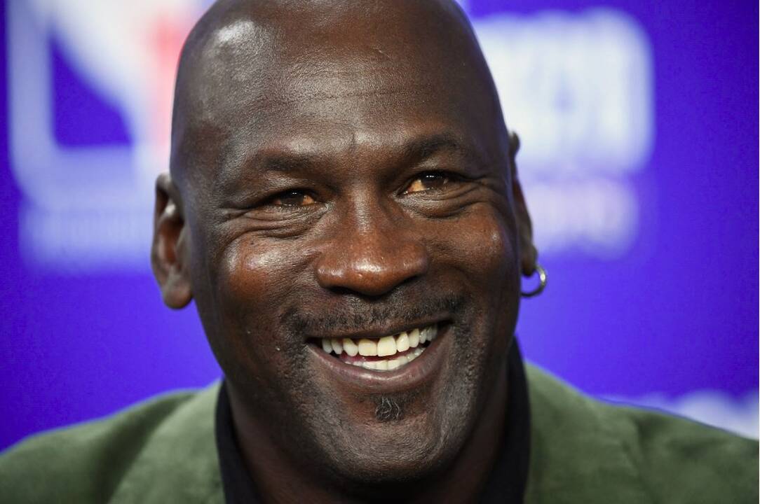 1963 m. gimė NBA žvaigždė Michaelas Jordanas