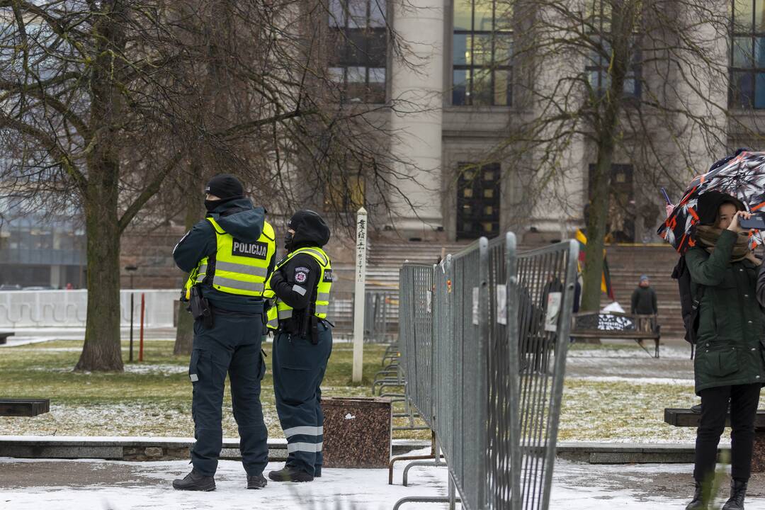 Pareigūnai ruošiasi mitingui prie Seimo