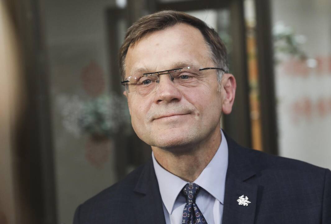 Zbignevas Jedinskis, jo sūnus Edvardas ir buvęs susisiekimo ministras Rokas Masiulis