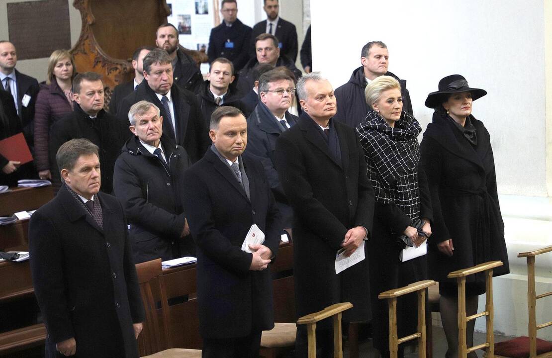 Iškilmingos sukilimo vadų laidotuvės