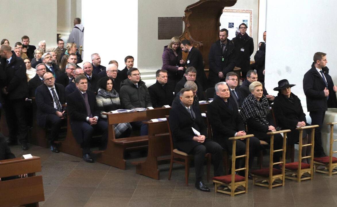 Iškilmingos sukilimo vadų laidotuvės