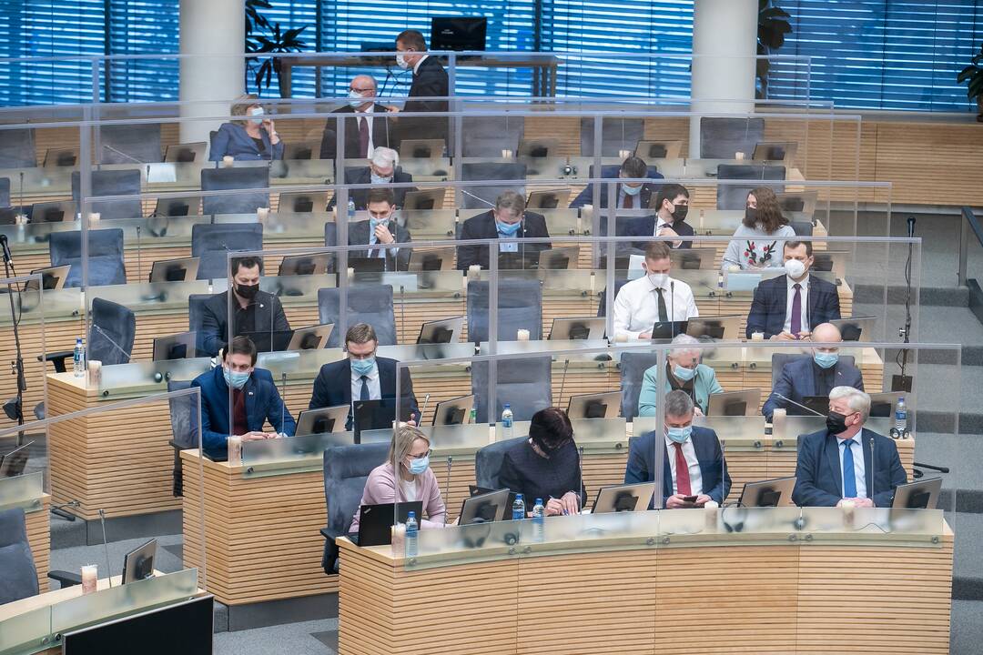 Seimas planuoja sausį susirinkti dar į tris posėdžius