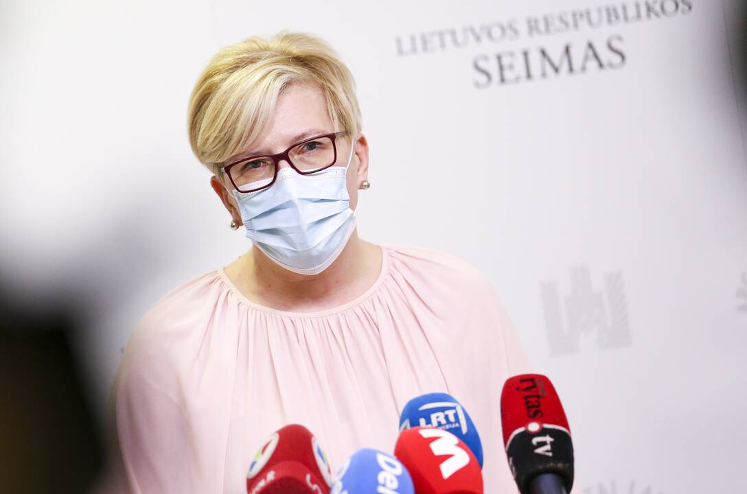 I. Šimonytė: veiklų atvėrimas vyks etapais per dvi savaites