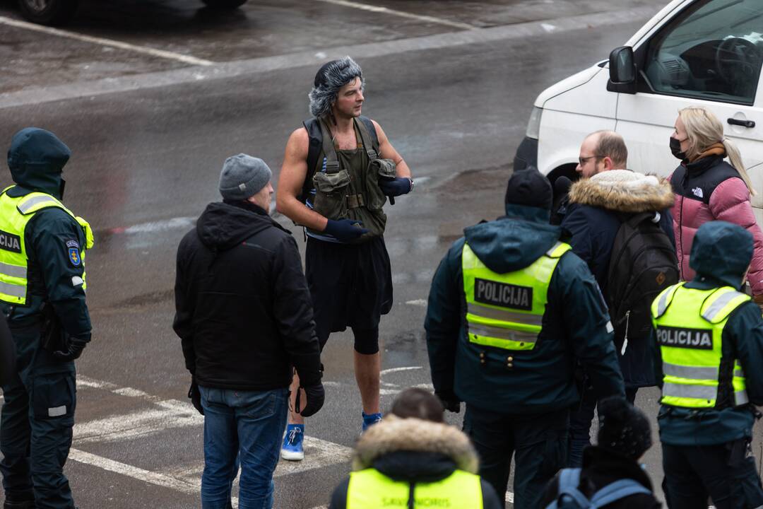 Protestas prie Seimo Sausio 13-ąją