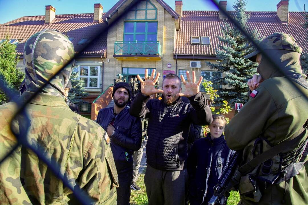Tarp į Lietuvą patekusių migrantų keliolika įtariami ryšiais su teroristais