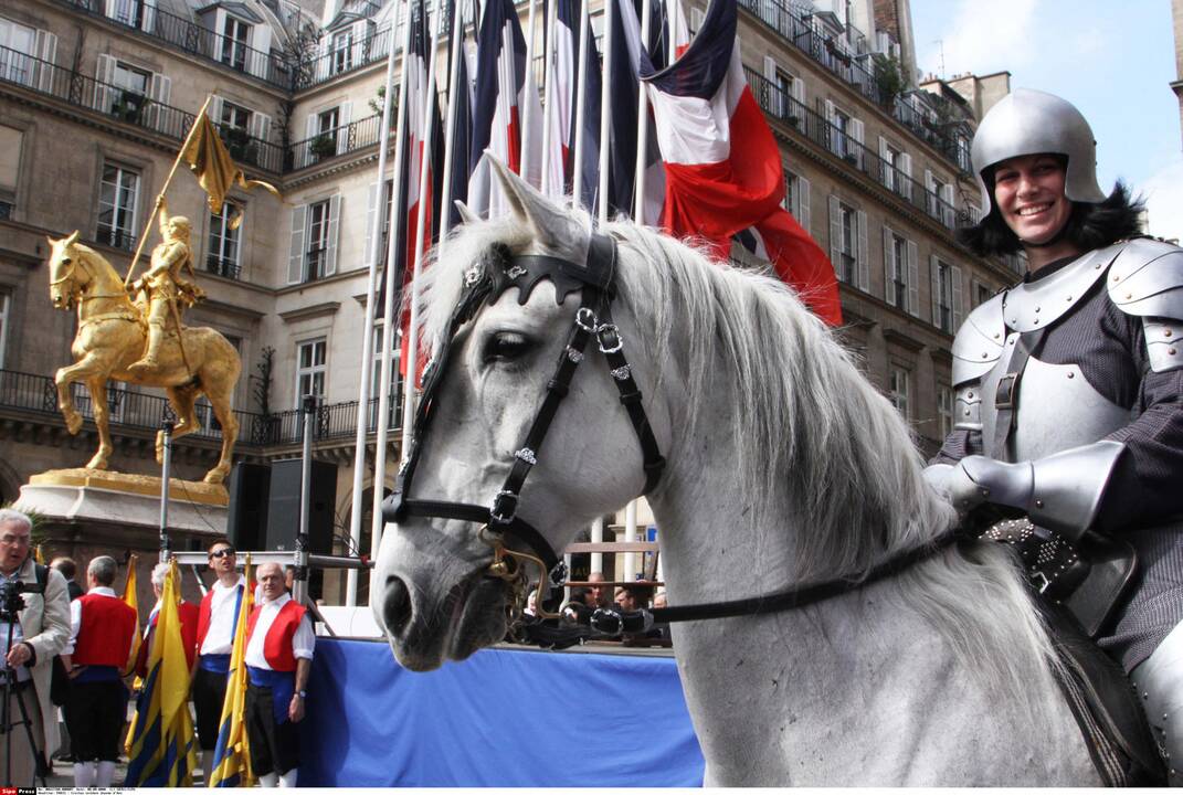 1431 m. Jeanne d'Arc buvo apkaltinta erezija ir sudeginta ant laužo