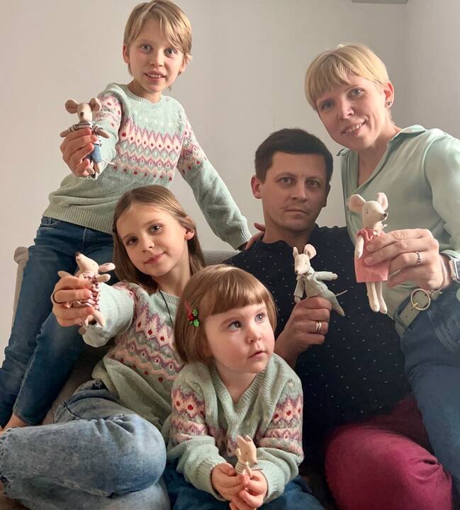 Tikslas: V. Aug­lie­nė no­ri, kad jos kur­ti in­dai vi­sų pir­ma do­va­no­tų jaus­mą.