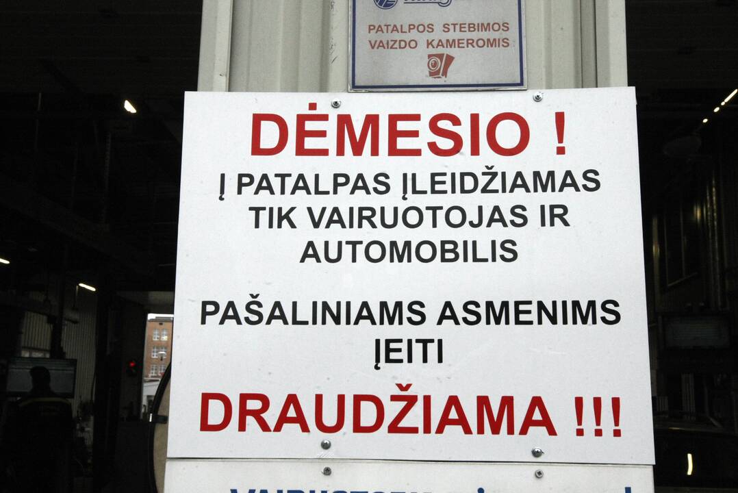 Užkulisiai: politikai šiemet vėl užsimojo skaidrinti TA paslaugas, tačiau bandymai užtvenkti šį pajamų šaltinį vyksta jau ne vienus metus.