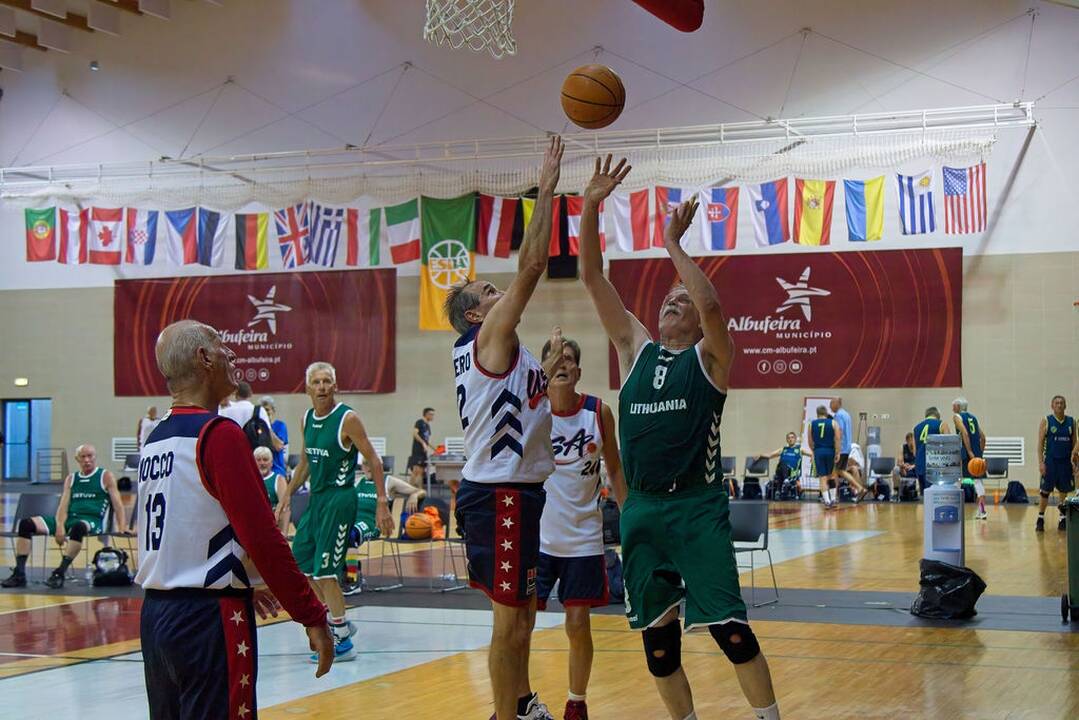Triumfas: aukso medalius iškovojo „RKL Lithuania“ krepšininkių komanda.