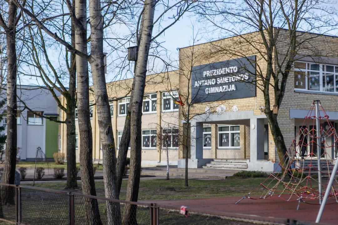 Permainos: A. Smetonos gimnazijoje planuojama statyti naują priestatą.