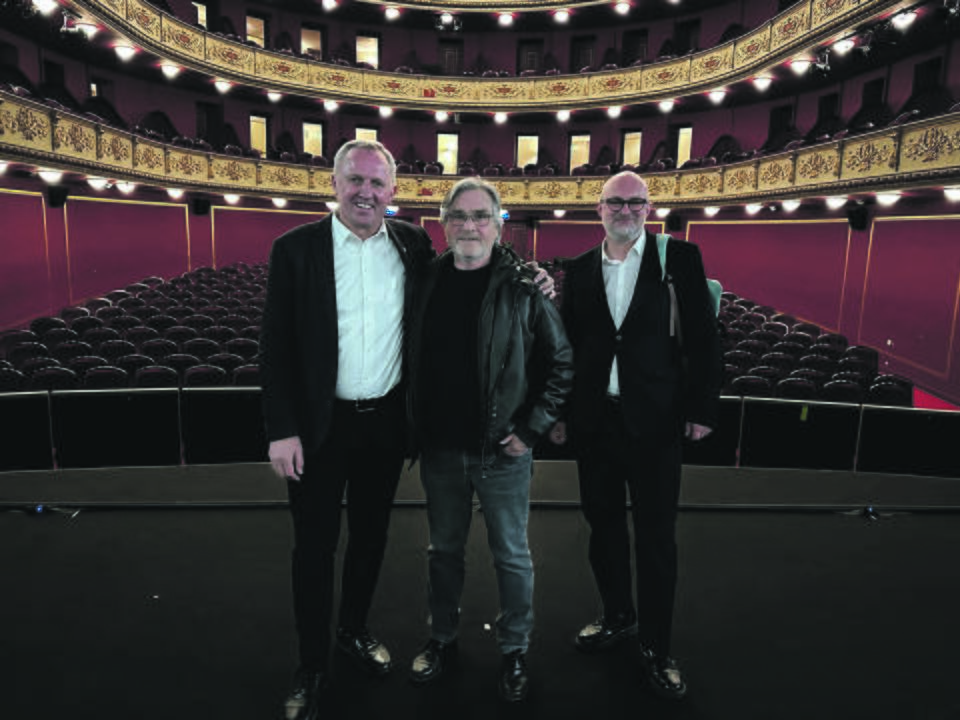 Sugrįžimas: 2022 m. NKDT pastatytu spektakliu scenos legenda R. Wilsonas debiutavo Lietuvos teatre.