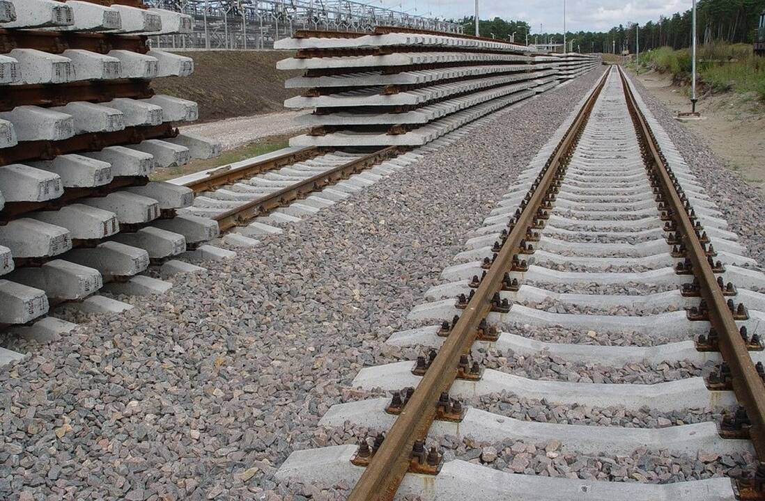 Paradoksas: uoste sudėti nauji geležinkeliai, kurie vis mažiau naudojami.