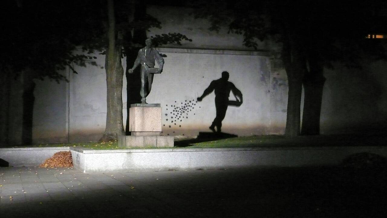 Įsidėmėjo: Morfai slapyvardžiu prisistatančio menininko kūrinius Kaune žino visi, tačiau tik nedaugelis žino, kad tai – T. Norvilos darbai.
