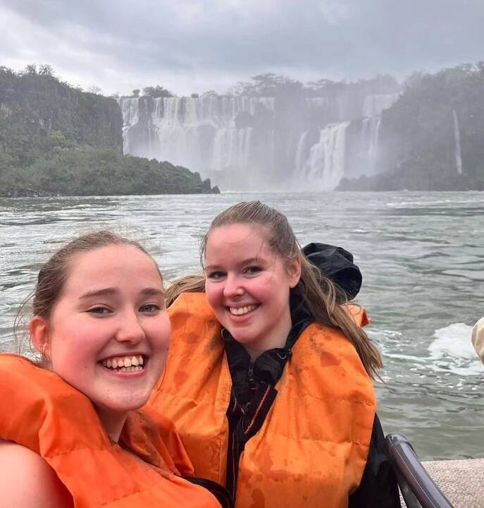 Pasinaudojusi galimybe pusmetį studijuoti Argentinoje, K. Zokaitė išnaudojo progą pažinti žemyną – apsilankė ir Brazilijoje, Urugvajuje, Čilėje, Peru. 