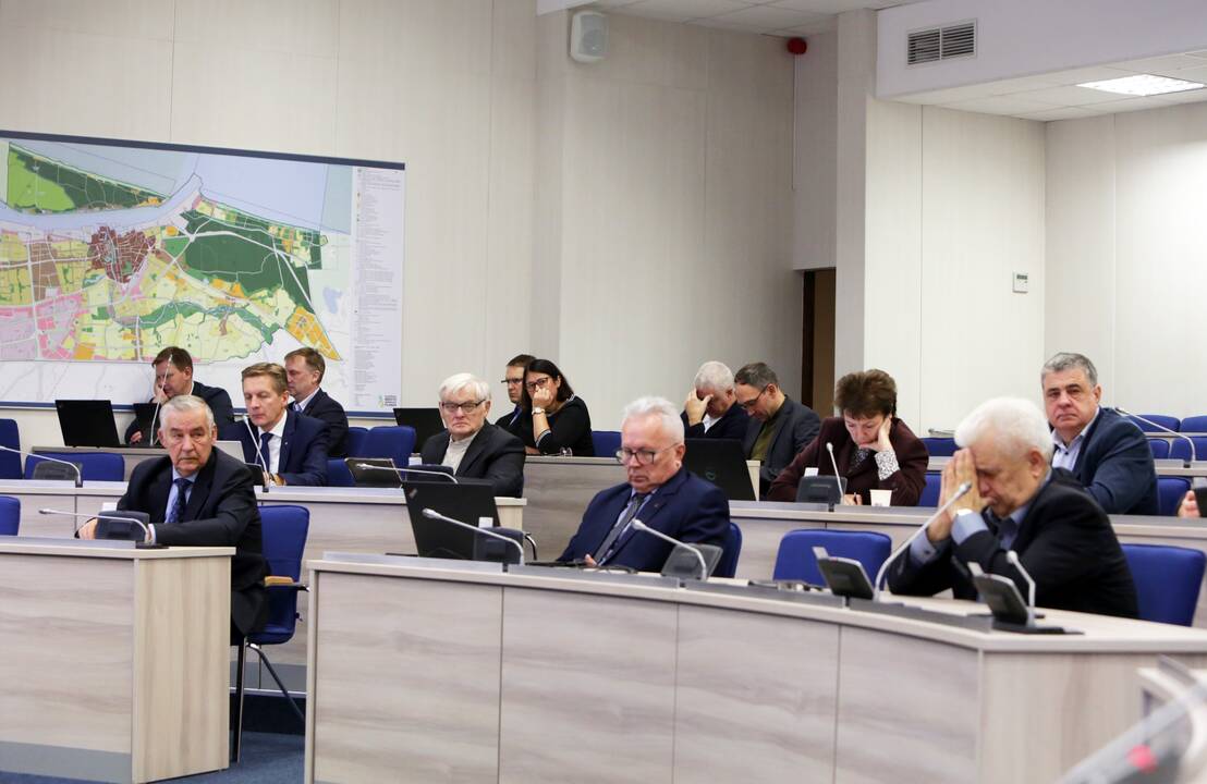 Atsiskaitė: visi Klaipėdos tarybos nariai viešai pateikė savo veiklos ataskaitas už 2024 metus.